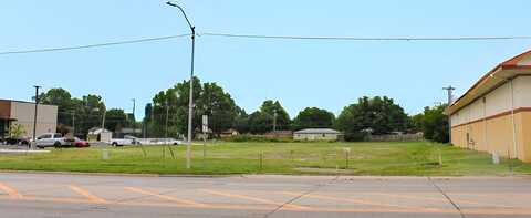 2217 Oklahoma Ave, Woodward, OK 73801