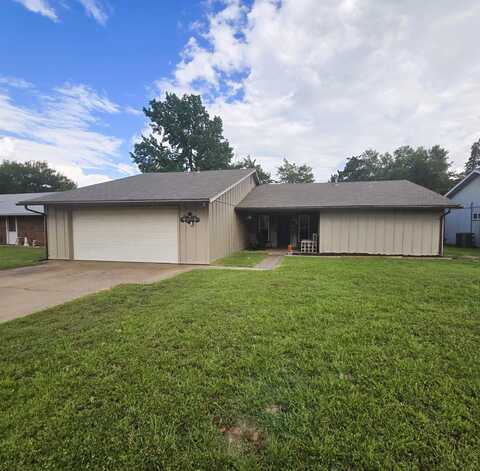 2009 Buggy Whip Ln, Enid, OK 73703