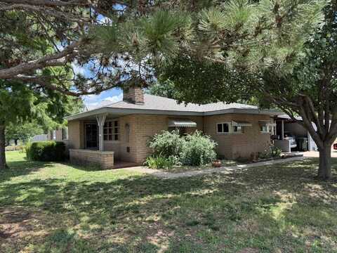 2605 W Randolph Ave, Enid, OK 73703