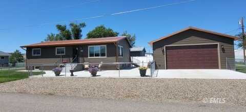 2003 Rivenes St, Miles City, MT 59301