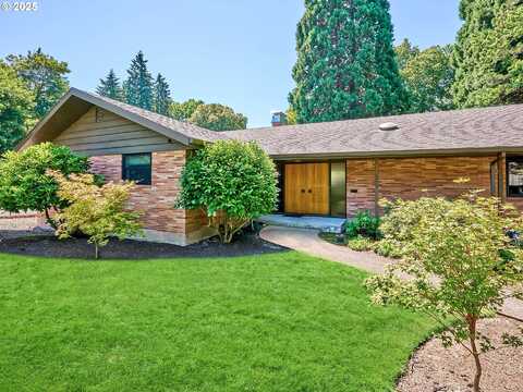 790 SE WEBBER ST 401, Portland, OR 97202