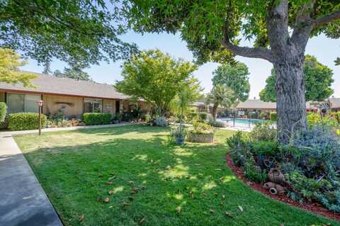 5090 College Avenue N, Fresno, CA 93704