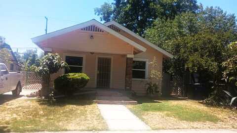 1327 Ferger Avenue N, Fresno, CA 93728