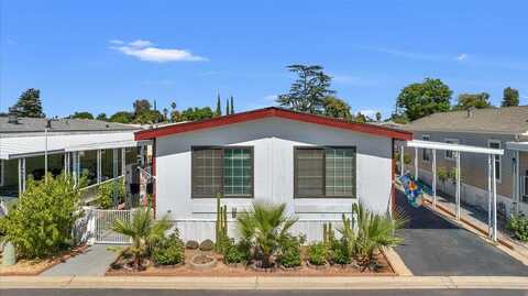 2706 Ashlan Avenue W, Fresno, CA 93705