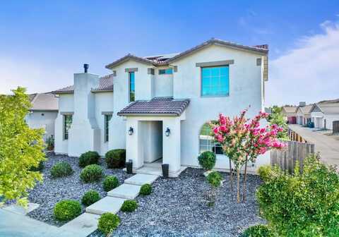 587 Bascule Drive, Oakdale, CA 95361