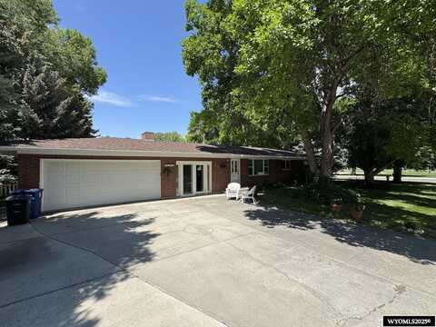 328 Elk, Riverton, WY 82501