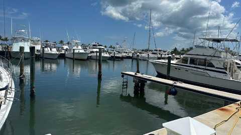 5950 Peninsular Avenue, Stock Island, FL 33040