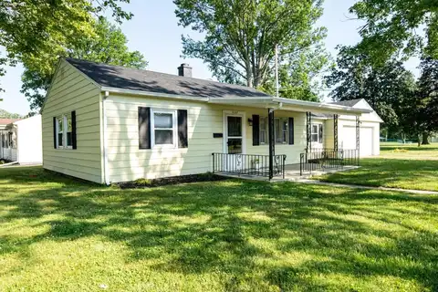 1307 Fleetwood Drive, Fremont, OH 43420