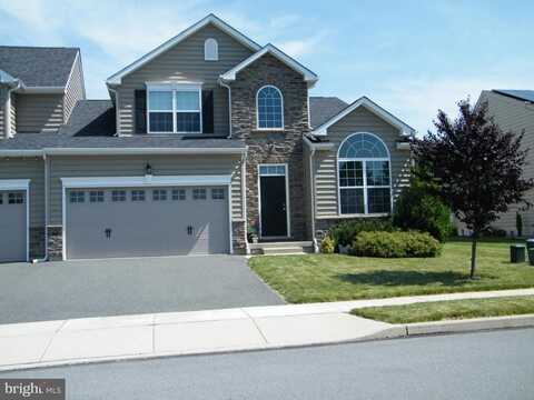 967 SWALLOW TAIL LANE, BREINIGSVILLE, PA 18031