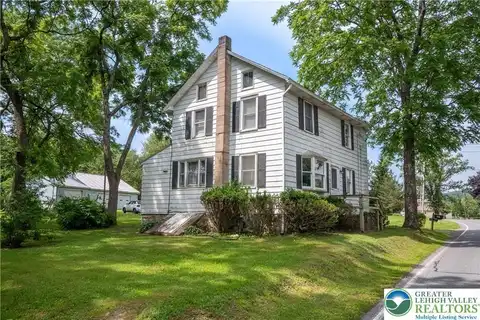 1155 Lake Minsi Drive, Mount Bethel, PA 18013