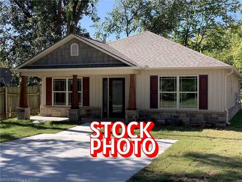 717 N 13th ST, Fort Smith, AR 72901