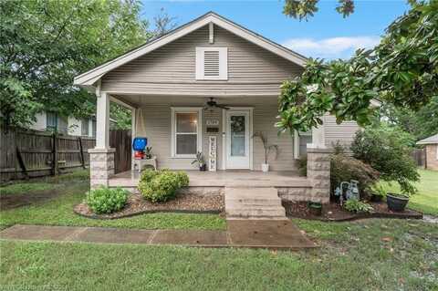 1709 Cedar ST, Van Buren, AR 72956