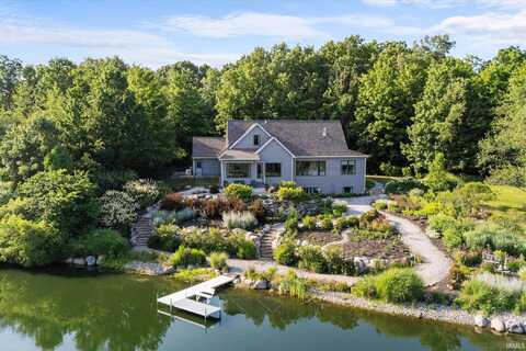 814 Cherry Hill Court, Fremont, IN 46737