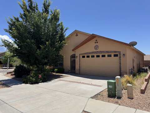 6356 AZALEAS Road NW, Albuquerque, NM 87114