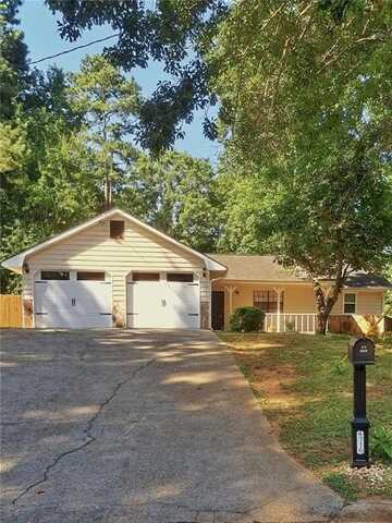 4716 Mossy Lane NW, Lilburn, GA 30047