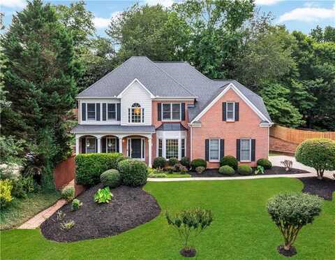 5750 Lake Heights Circle, Johns Creek, GA 30022