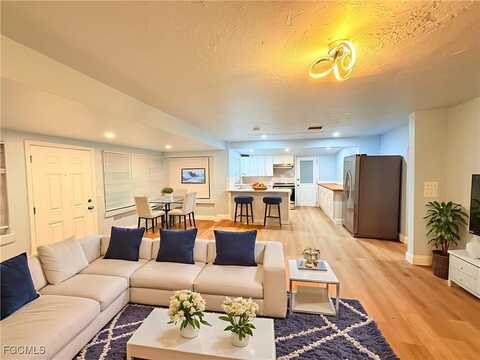 3902 LOCUST Avenue, Sarasota, FL 34234