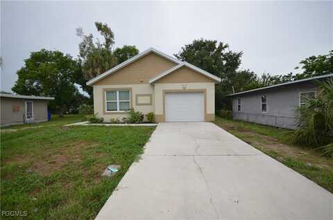 3312 Armstrong Court N, Fort Myers, FL 33916