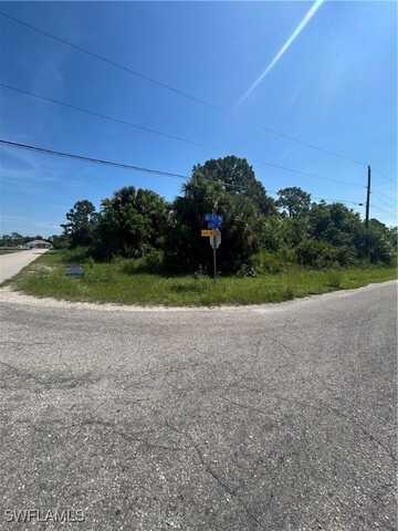 3114 6th Street W, Lehigh Acres, FL 33971