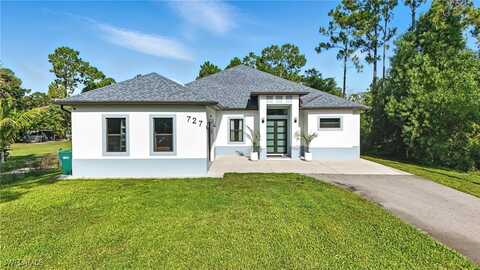 727 12th Street SE, Naples, FL 34117