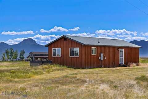 30 Hayfield Loop Trail, Ennis, MT 59729