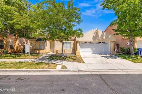 40154 La Cota Drive, Palmdale, CA 93550