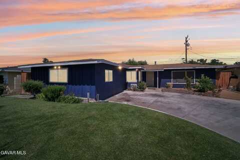 43926 E Third Street, Lancaster, CA 93535