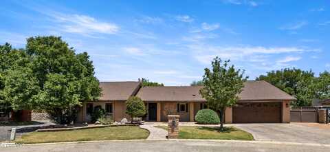 532 Country Oaks Drive, El Paso, TX 79932