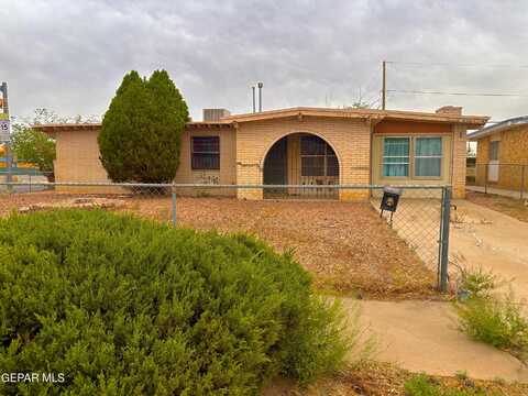 10466 TRIUMPH Drive, El Paso, TX 79924