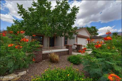 6737 Crucero del Sol Drive, El Paso, TX 79911