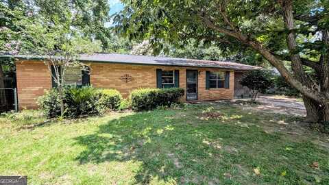 205 Debra, Warner Robins, GA 31088
