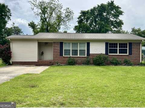 1704 Woodrow, Dublin, GA 31021