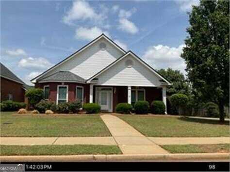 100 Jamestown, Centerville, GA 31028