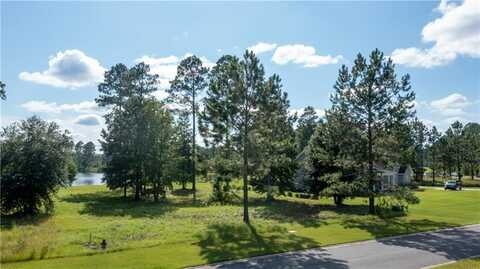 364 Salt Creek Way E, Brunswick, GA 31523