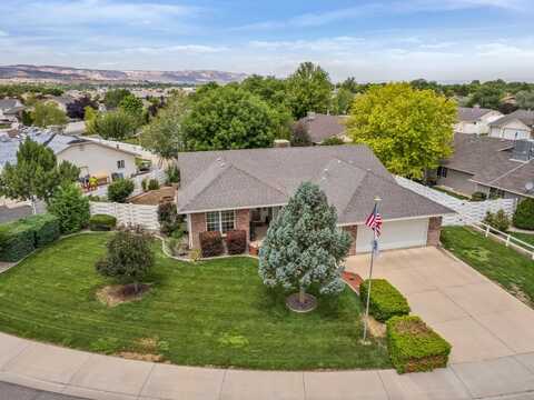 221 Round Rock Circle, Grand Junction, CO 81503