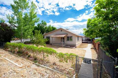 396 Denver Avenue, De Beque, CO 81630