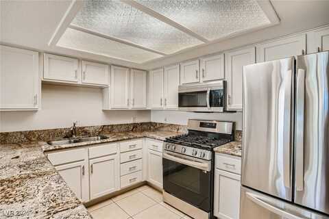 7705 Wolf Creek Road, Las Vegas, NV 89128