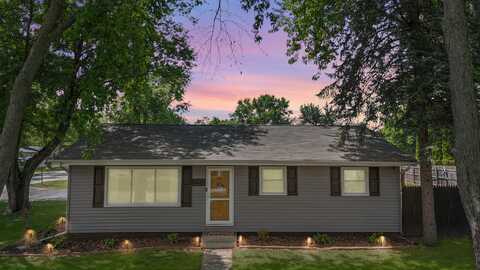 1620 Dewey Drive, Lowell, IN 46356