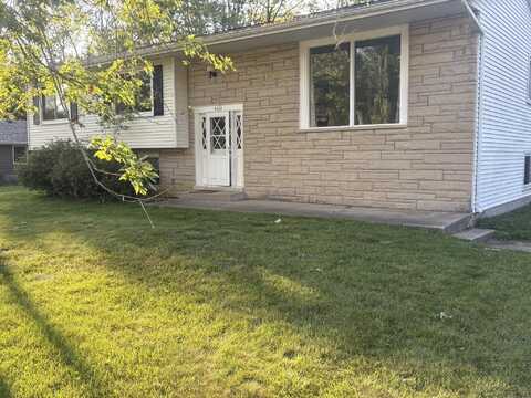 402 W Jefferson Street, Kouts, IN 46347
