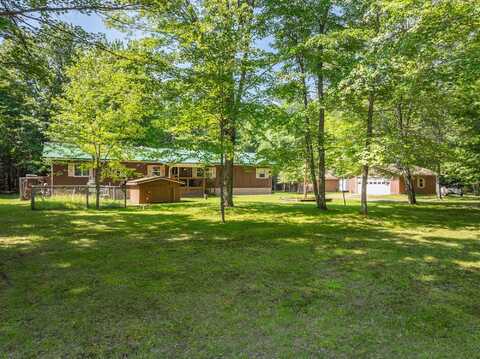 5717 POLAR BEAR LN, Eagle River, WI 54521