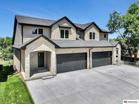 311 S 55th Street, Lincoln, NE 68510
