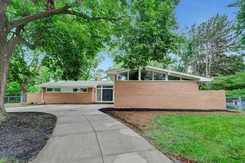 6123 A Street, Lincoln, NE 68506