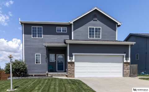 4614 Clearwater Drive, Papillion, NE 68133