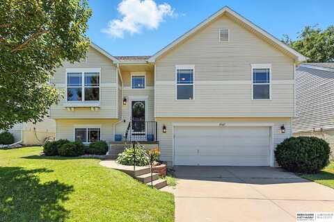 19617 W Street, Omaha, NE 68135