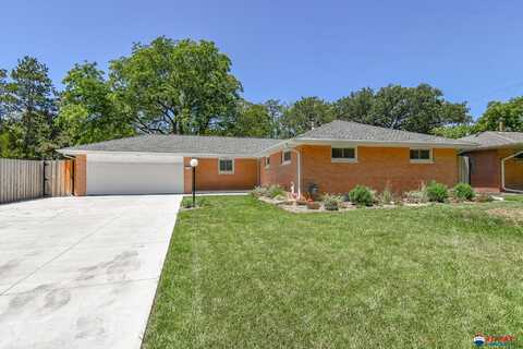 1945 S 44 Street, Lincoln, NE 68506