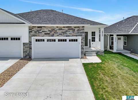 8501 Regent Court, Lincoln, NE 68507
