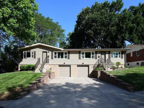3330-3332 S 82nd Street, Omaha, NE 68124