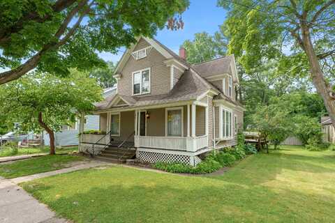 1310 Washington Avenue, Kalamazoo, MI 49001