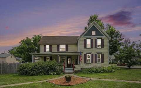 304 E Bridge Street, Plainwell, MI 49080