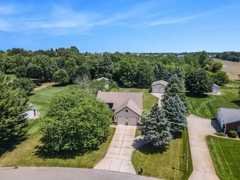 6580 Sunflower Drive SW, Byron Center, MI 49315